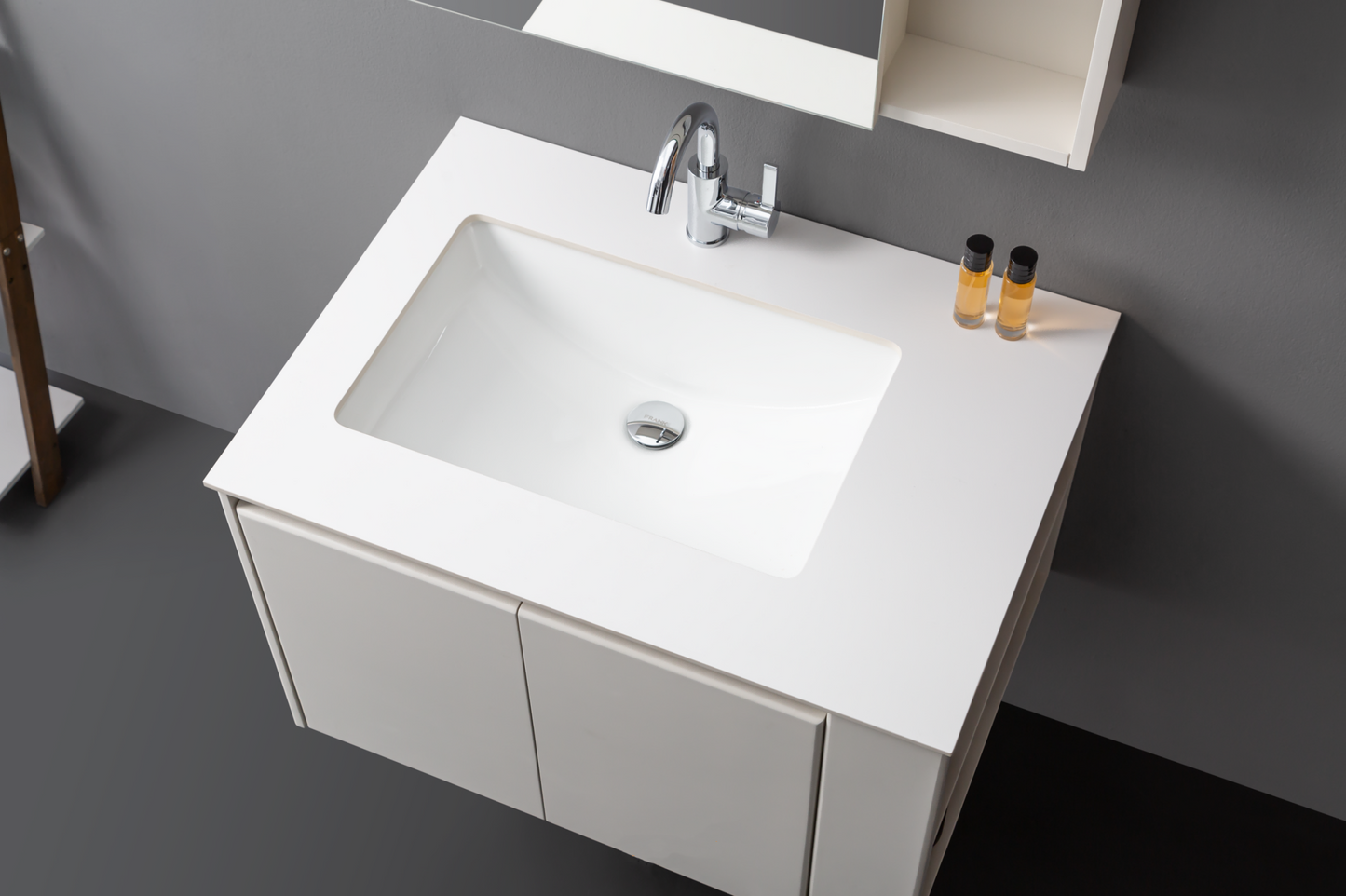 Medunjess Elegant Cream White Bathroom Cabinet with Mirror and Under-Counter Ceramic Basin