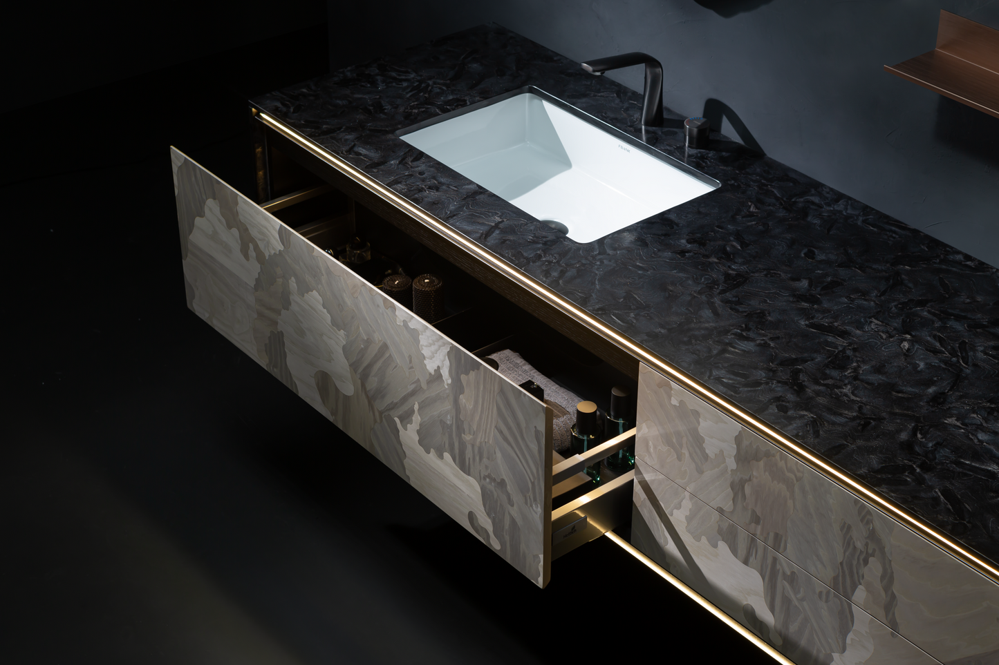 Medunjess 78'' Contemporary White Oak Floating Vanity with Single Sink